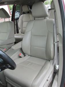 2015 Honda Odyssey EX-L   - Photo 8 - Mishawaka, IN 46545