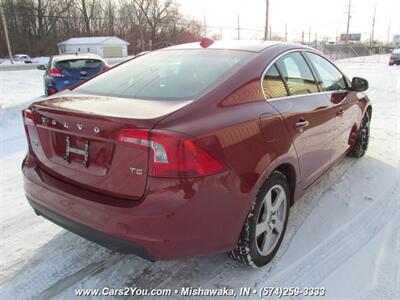 2012 Volvo S60 T5   - Photo 5 - Mishawaka, IN 46545