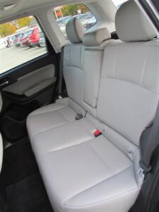 2015 Subaru Forester 2.5i Limited AWD - Photo 22 - Mishawaka, IN 46545