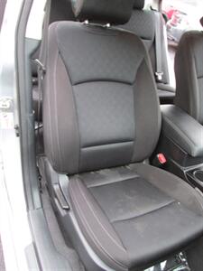 2017 Subaru Legacy 2.5i AWD - Photo 17 - Mishawaka, IN 46545