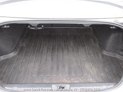 2017 Subaru Legacy 2.5i AWD - Photo 14 - Mishawaka, IN 46545
