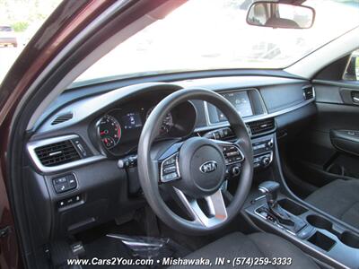 2019 Kia Optima LX   - Photo 9 - Mishawaka, IN 46545
