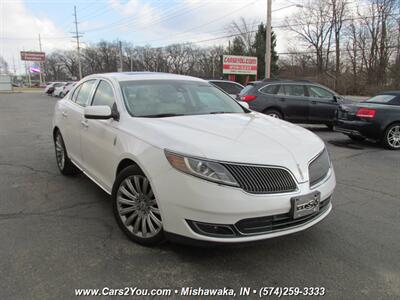 2015 Lincoln MKS AWD   - Photo 1 - Mishawaka, IN 46545