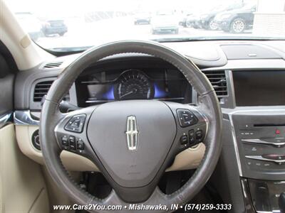 2015 Lincoln MKS AWD   - Photo 20 - Mishawaka, IN 46545