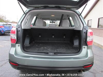 2014 Subaru Forester 2.5i AWD   - Photo 12 - Mishawaka, IN 46545