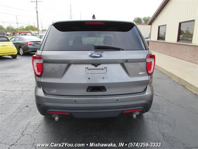2017 Ford Explorer 4x4   - Photo 5 - Mishawaka, IN 46545