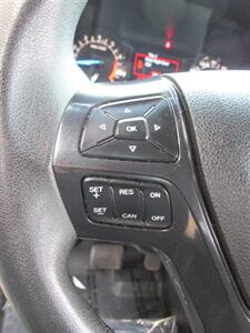 2017 Ford Explorer 4x4   - Photo 21 - Mishawaka, IN 46545