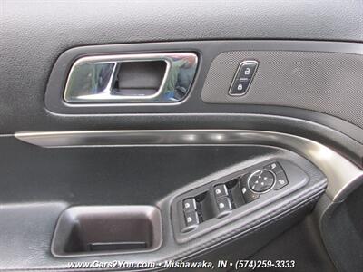 2017 Ford Explorer 4x4   - Photo 9 - Mishawaka, IN 46545