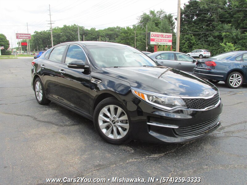 2018 Kia Optima - Photo 1 - Mishawaka, IN 46545