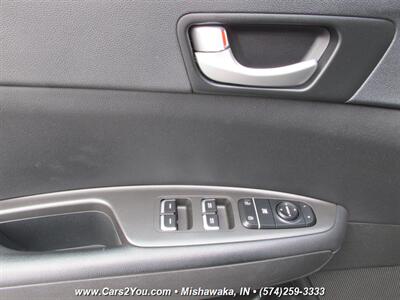 2018 Kia Optima   - Photo 9 - Mishawaka, IN 46545