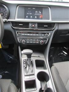 2018 Kia Optima   - Photo 24 - Mishawaka, IN 46545