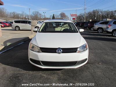 2014 Volkswagen Jetta SE   - Photo 2 - Mishawaka, IN 46545