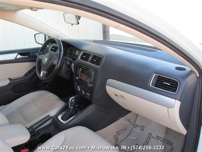 2014 Volkswagen Jetta SE   - Photo 21 - Mishawaka, IN 46545