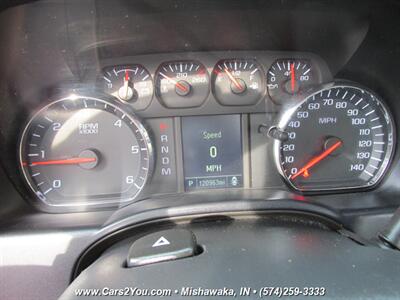 2014 Chevrolet Silverado 1500 4x4   - Photo 15 - Mishawaka, IN 46545