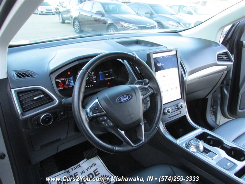 2023 Ford Edge SEL AWD - Photo 9 - Mishawaka, IN 46545