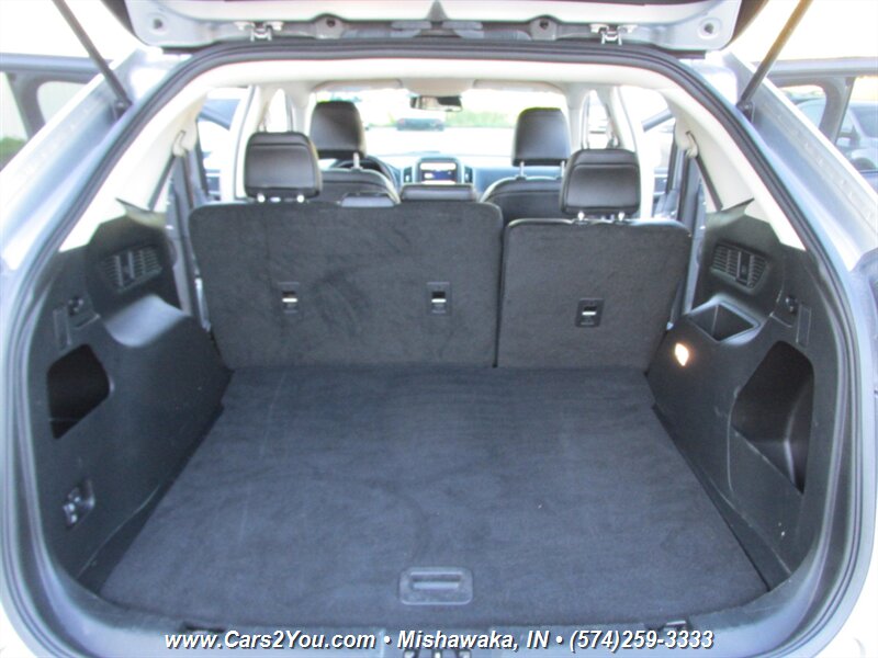 2023 Ford Edge SEL AWD - Photo 15 - Mishawaka, IN 46545
