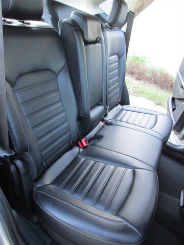 2023 Ford Edge SEL AWD - Photo 17 - Mishawaka, IN 46545