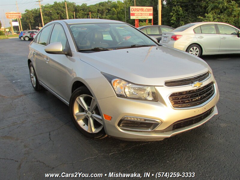 2015 Chevrolet Cruze 2LT Auto - Photo 1 - Mishawaka, IN 46545