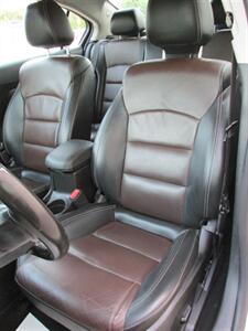 2015 Chevrolet Cruze 2LT Auto   - Photo 9 - Mishawaka, IN 46545
