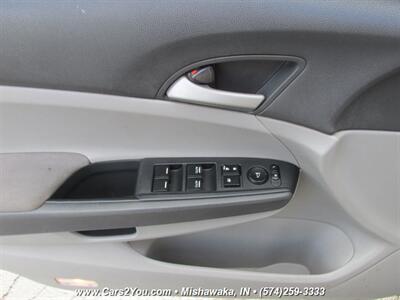 2009 Honda Accord LX - Photo 6 - Mishawaka, IN 46545
