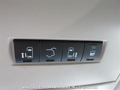 2013 Chrysler Town & Country Touring-L   - Photo 32 - Mishawaka, IN 46545