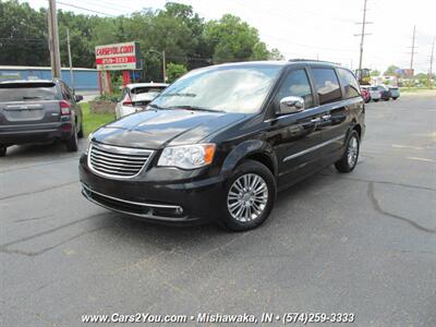 2013 Chrysler Town & Country Touring-L   - Photo 1 - Mishawaka, IN 46545