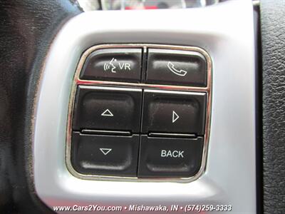 2013 Chrysler Town & Country Touring-L   - Photo 24 - Mishawaka, IN 46545