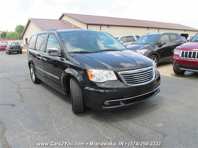 2013 Chrysler Town & Country Touring-L   - Photo 3 - Mishawaka, IN 46545