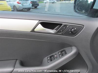 2018 Volkswagen Jetta 1.4T SE   - Photo 10 - Mishawaka, IN 46545
