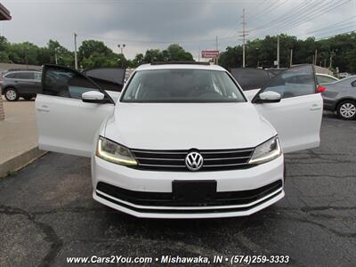 2018 Volkswagen Jetta 1.4T SE   - Photo 2 - Mishawaka, IN 46545