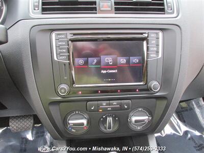 2018 Volkswagen Jetta 1.4T SE   - Photo 23 - Mishawaka, IN 46545