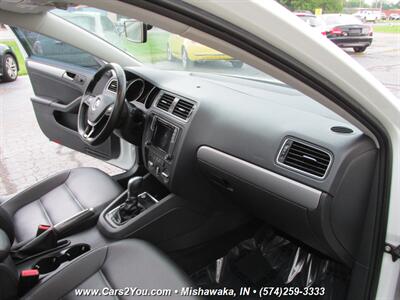 2018 Volkswagen Jetta 1.4T SE   - Photo 17 - Mishawaka, IN 46545