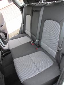 2020 Hyundai KONA SE - Photo 12 - Mishawaka, IN 46545