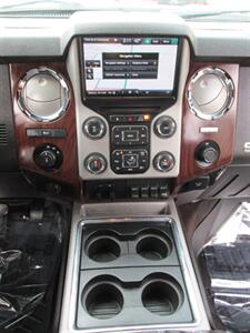 2015 Ford F-250 Super Duty Lariat 4x4   - Photo 27 - Mishawaka, IN 46545