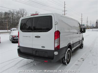 2016 Ford Transit 250   - Photo 6 - Mishawaka, IN 46545