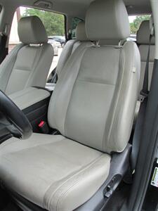 2013 Mazda CX-9 Touring AWD - Photo 10 - Mishawaka, IN 46545