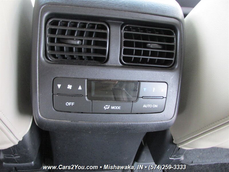 2013 Mazda CX-9 Touring AWD - Photo 14 - Mishawaka, IN 46545