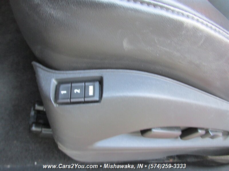 2012 Chevrolet Equinox LTZ - Photo 13 - Mishawaka, IN 46545