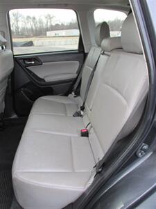 2015 Subaru Forester 2.5i Limited AWD   - Photo 13 - Mishawaka, IN 46545