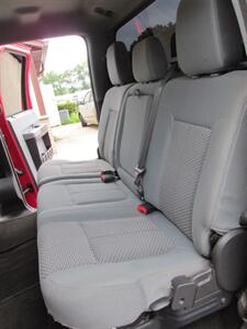 2015 Ford F-250 Super Duty XLT 4x4 - Photo 15 - Mishawaka, IN 46545