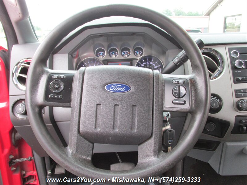 2015 Ford F-250 Super Duty XLT 4x4 - Photo 22 - Mishawaka, IN 46545