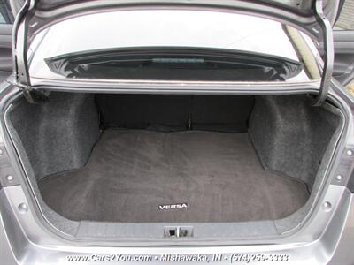 2021 Nissan Versa SV   - Photo 15 - Mishawaka, IN 46545