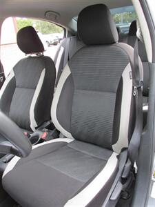 2021 Nissan Versa SV   - Photo 11 - Mishawaka, IN 46545
