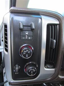 2016 GMC Sierra 1500 SLE Z71 4x4 - Photo 19 - Mishawaka, IN 46545