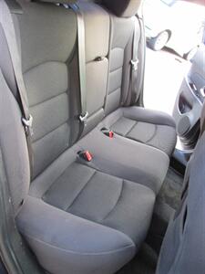 2015 Chevrolet Cruze LT   - Photo 13 - Mishawaka, IN 46545