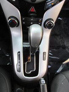 2015 Chevrolet Cruze LT   - Photo 23 - Mishawaka, IN 46545