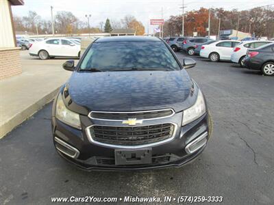 2015 Chevrolet Cruze LT   - Photo 2 - Mishawaka, IN 46545