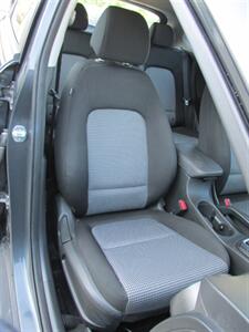 2020 Hyundai KONA SE   - Photo 15 - Mishawaka, IN 46545