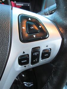 2014 Ford Explorer XLT 4x4   - Photo 22 - Mishawaka, IN 46545