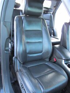 2014 Ford Explorer XLT 4x4   - Photo 16 - Mishawaka, IN 46545